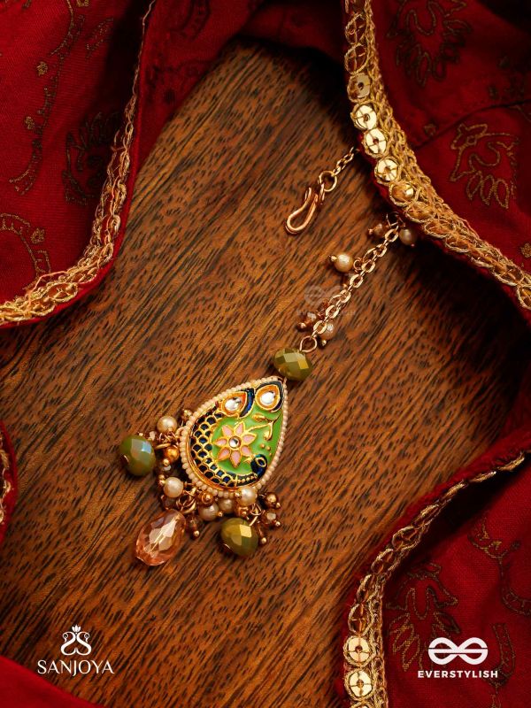 MADHURIMA - SWEET ELEGANCE - HANDCRAFTED HERITAGE KUNDAN MAANGTIKA WITH GOLDEN POLKI AND GEM DROPS