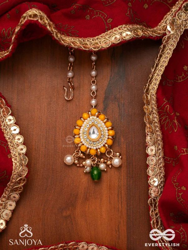 KANAKSHOBHA - GOLDEN GRACE- TRADITIONAL KUNDAN MAANGTIKA WITH BEADS AND PEARLS