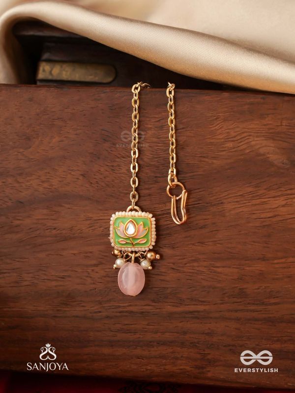 MRIDULPADMA - GENTLE LOTUS- DELICATE KUNDAN MAANGTIKA WITH FLORAL MOTIFS, BEADS AND PEARLS