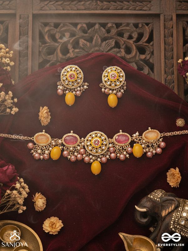 MADHUVARNIKA - HONEY HUE - SOFT FEMININE HANCRAFTED KUNDAN SET WITH CHOKER NECKPIECE AND EARRINGS