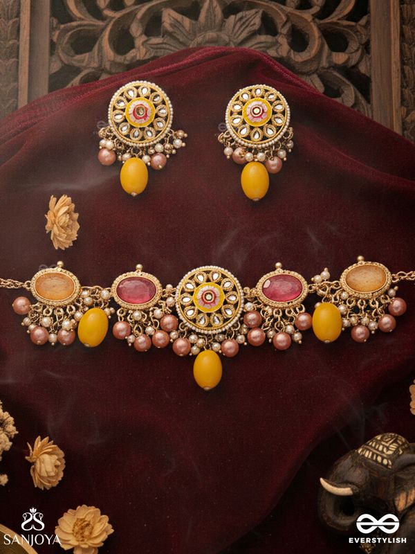 MADHUVARNIKA - HONEY HUE - SOFT FEMININE HANCRAFTED KUNDAN SET WITH CHOKER NECKPIECE AND EARRINGS