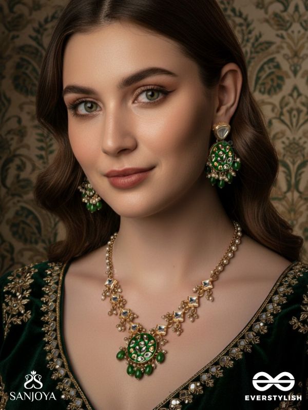 ARUNODAYA - DAWN RAYS - SYMMETRICAL KUNDAN SET WITH NECKPIECE AND EARRINGS