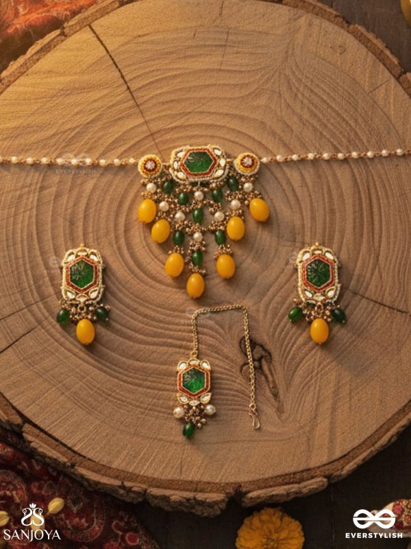 PITAMBRINI - ADORNED IN YELLOW - KUNDAN HANDCRAFTED SET WITH NECKPIECE, EARRINGS AND MAANGTIKA