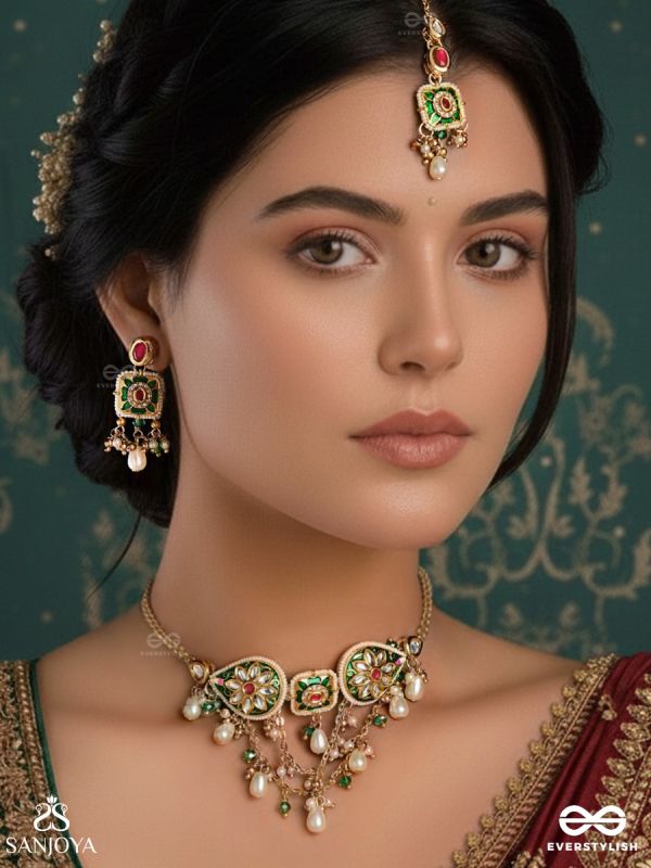 VANDEVI - GODDESS OF THE FOREST - GRACEFUL KUNDAN SET WITH NECKPIECE, EARRINGS AND MAANGTIKA