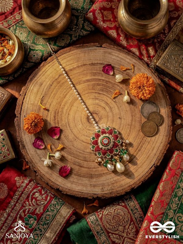 SINDOORI SHOBHA – VERMILION SPLENDOR – TRADITIONAL MAANGTIKA WITH STONES, BEADS AND PEARLS 