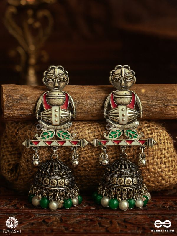 FOLK PRIDE - TRIBAL OXIDISED EARRING