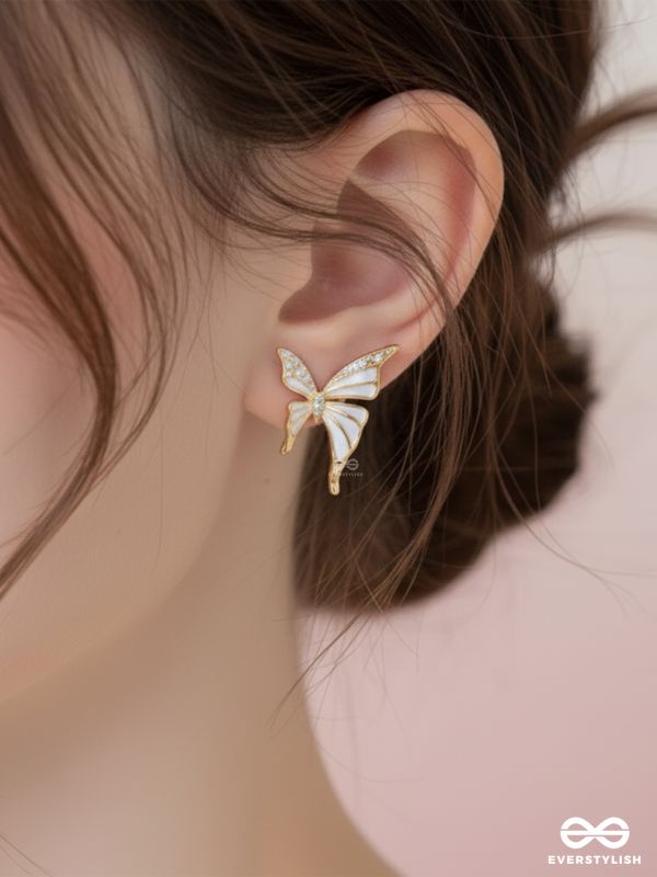 THE ETHERA – ANGELIC GOLDEN FAIRY STUDS 