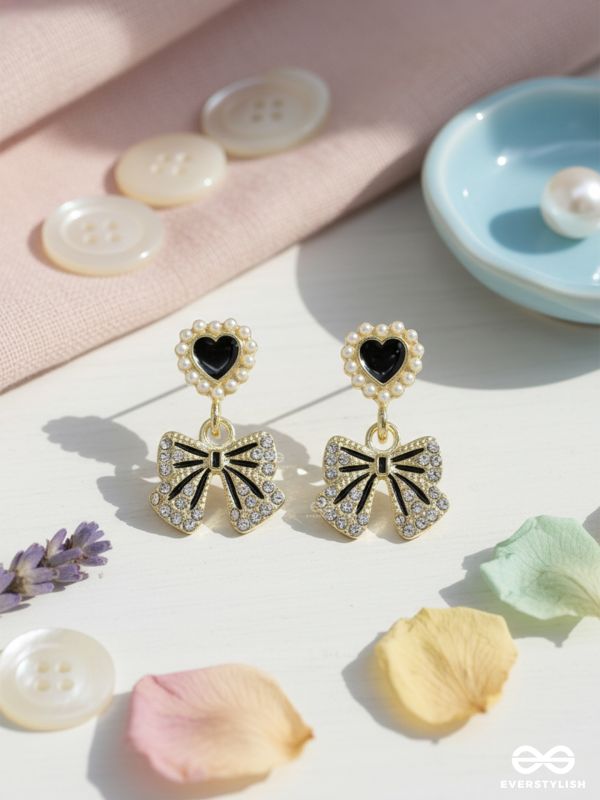 THE BOWCODE – BLACK AND GOLD HEART DROPS FOR THE TRENDCORE GIRL