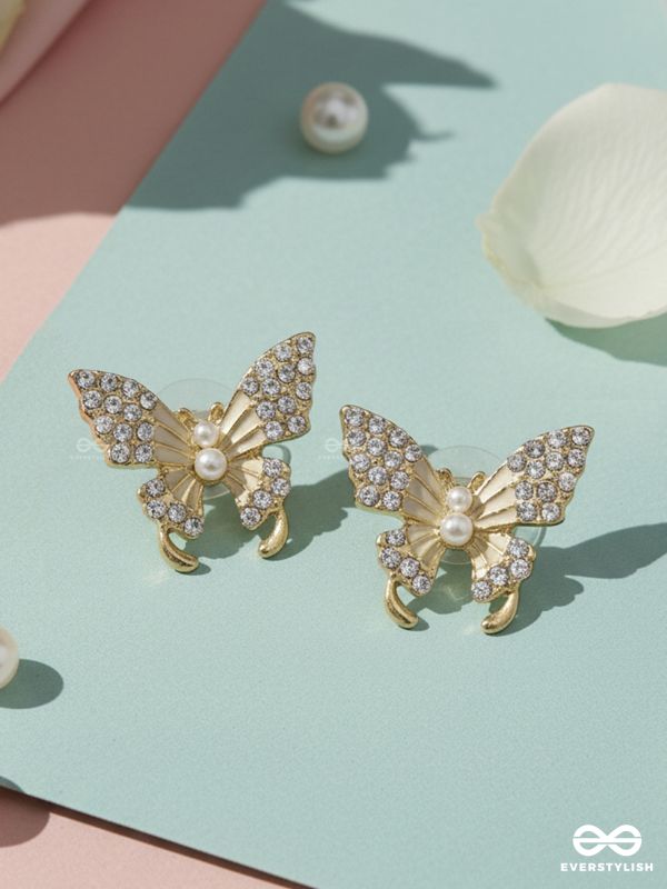 STARDUST WINGS – CRYSTAL BUTTERFLY STUD WITH A LUXE TOUCH