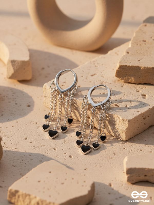 HEARTSTREAM GLITZ – SILVER CHAIN DROP HEART EARRINGS