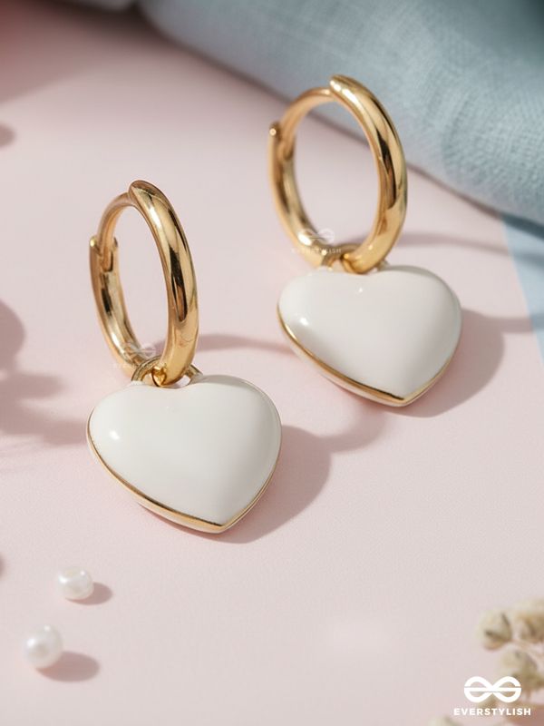 MILK HEART – SOFT MATTE HEART HOOP DANGLER