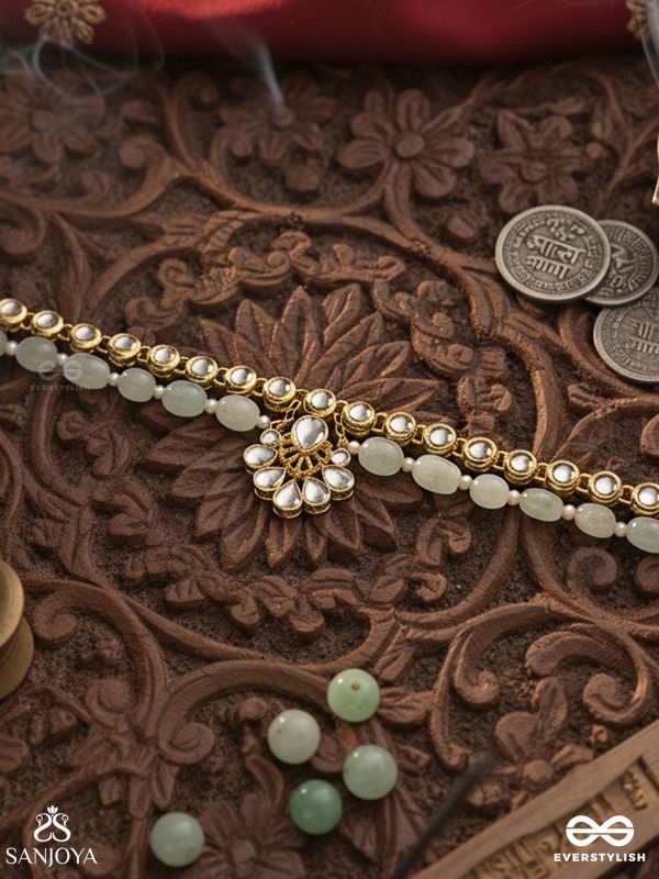 NAYANAMRITA – EYE PLEASING – PEARL-GREEN BEADED CHOKER NECKLACE WITH DAINTY KUNDAN LOTUS DROP