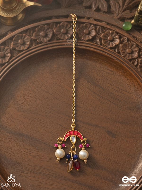 MANIRAJANI – QUEEN OF GEMS – STATEMENT KUNDAN MAANGTIKA WITH PEARL DROPS