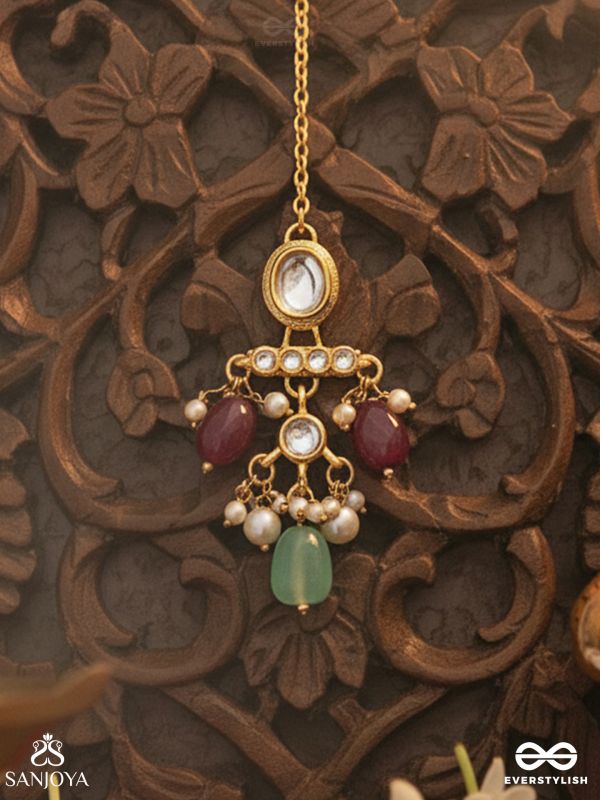 HARITIKA – GRACE OF GREEN – KUNDAN MAANGTIKA WITH GREEN STONE ACCENTS AND PEARL DROPS