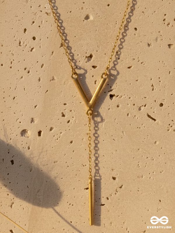  GOLDEN DRAPE – MODERN Y-CHAIN DROP NECKLACE