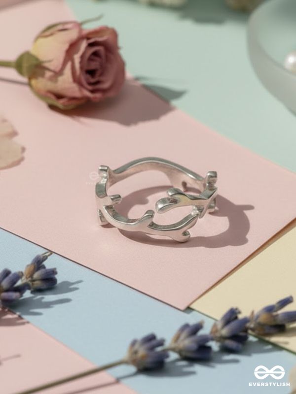  SILVER RIPPLE – SCULPTED WAVE RING