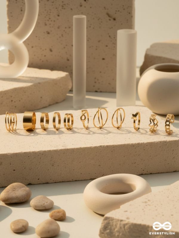 LOOP STUDIO – MINIMAL GOLDEN RINGS SET