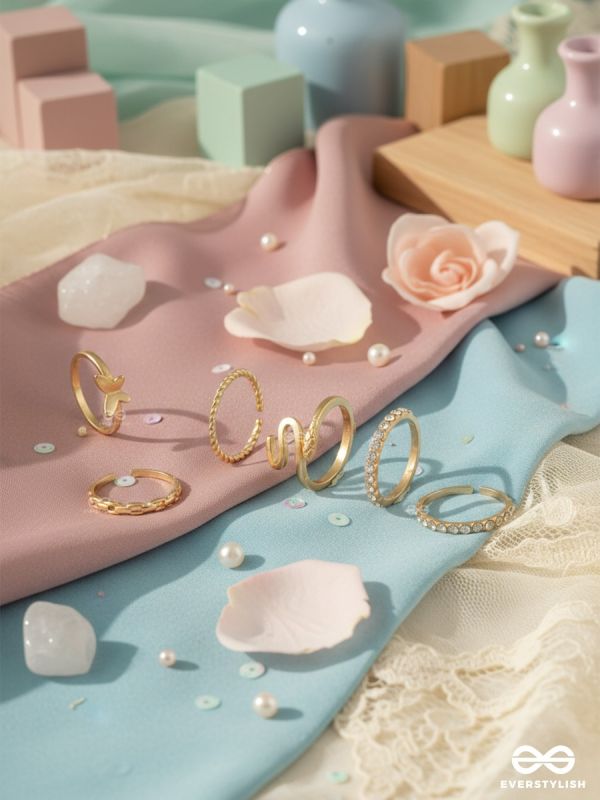 ALL ABOUT CURVES – MODERN GOLDEN RING SET