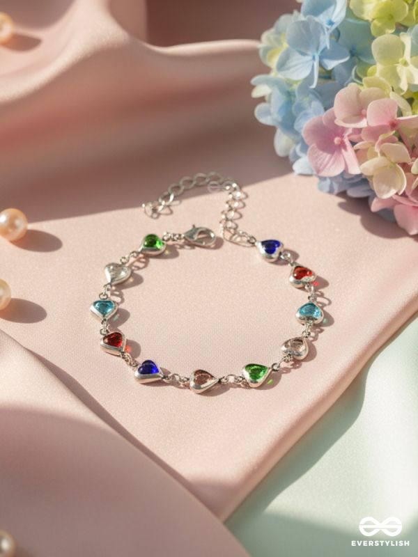 HAPPY HEARTS – MULTICOLOUR SILVER BRACELET
