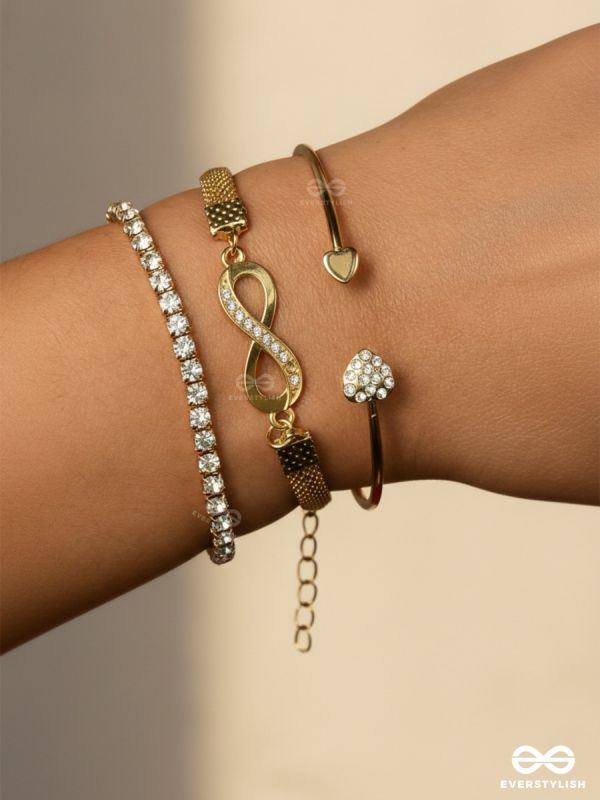 SIGNATURE LOVE – MINIMAL GOLDEN BRACELET SET