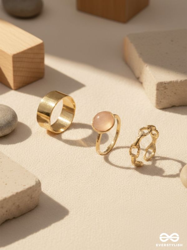 MERRY GO ROUND-  MODERN GOLDEN RING SET