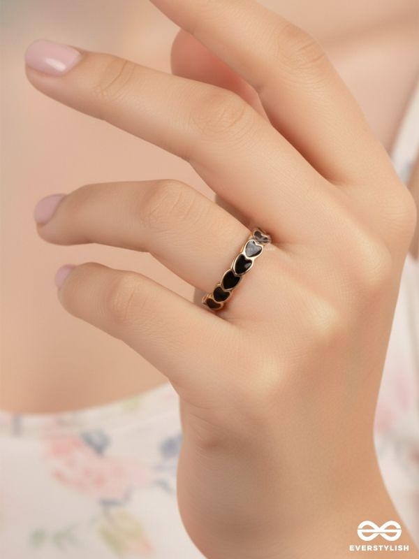 MIDNIGHT HEARTS – ENAMEL OPEN RING