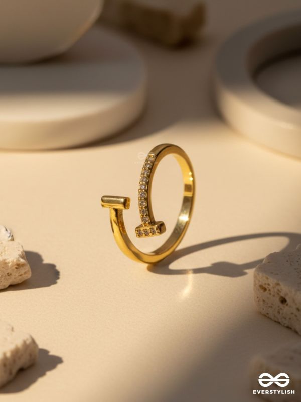 GLINT BAR – MODERN OPEN GOLD RING