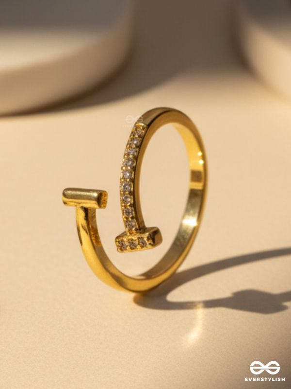 GLINT BAR – MODERN OPEN GOLD RING