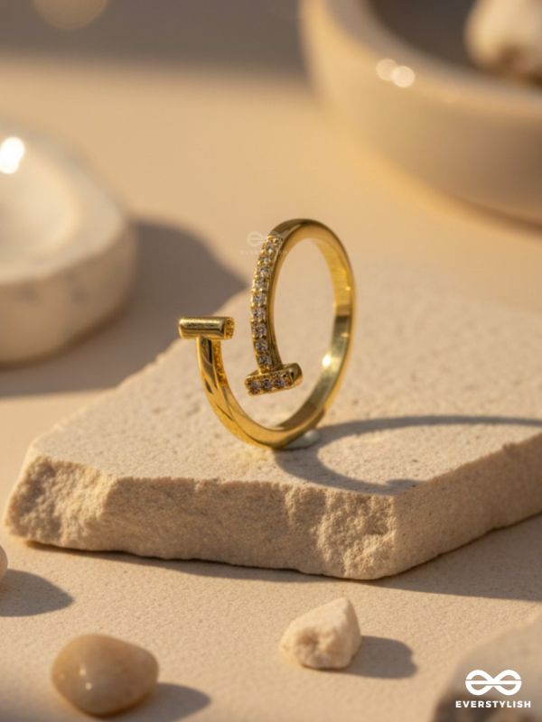 GLINT BAR – MODERN OPEN GOLD RING