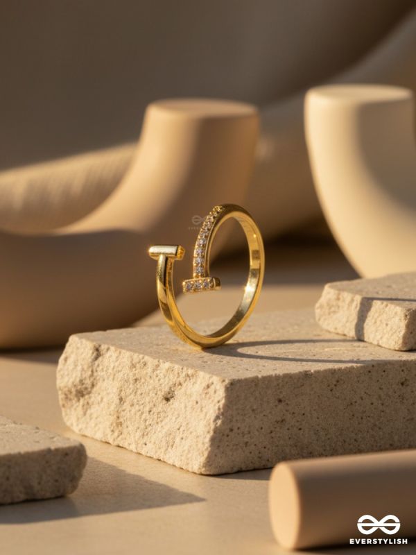 GLINT BAR – MODERN OPEN GOLD RING