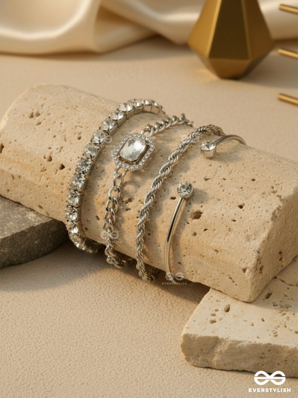 MOONCHAIN EDIT – STONE & METAL BRACELET SET
