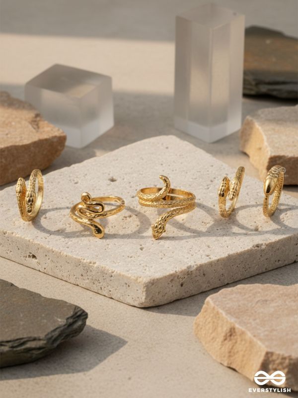 TWISTED SERPENT – STATEMENT RING SET