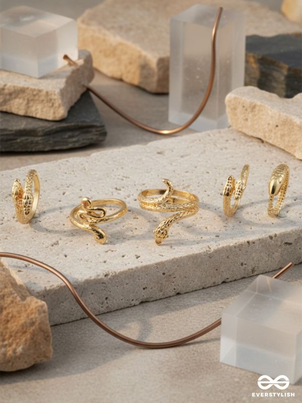 TWISTED SERPENT – STATEMENT RING SET