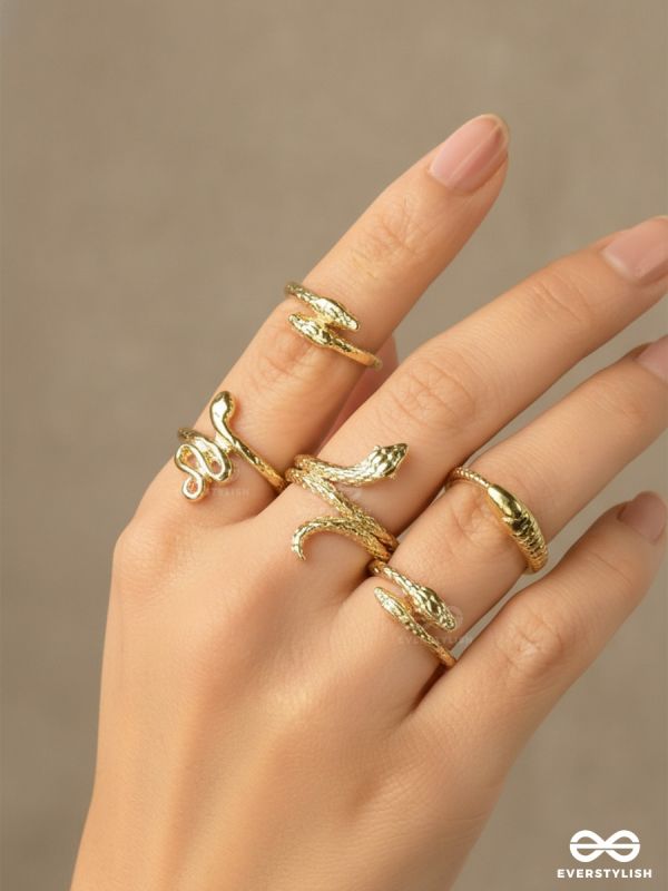 TWISTED SERPENT – STATEMENT RING SET