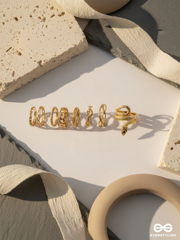 CHAOTIC CURVES – FUNKY GOLD RING SET