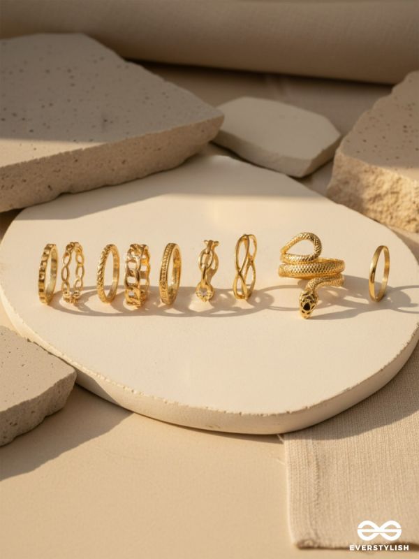 CHAOTIC CURVES – FUNKY GOLD RING SET