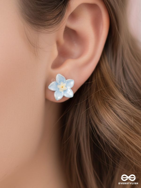 BLUEBLOOM ERA – FLOWER EARRINGS