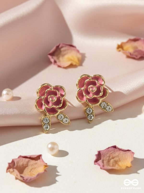 BLUSH ROSETTE – GOLD DETAIL EARRINGS