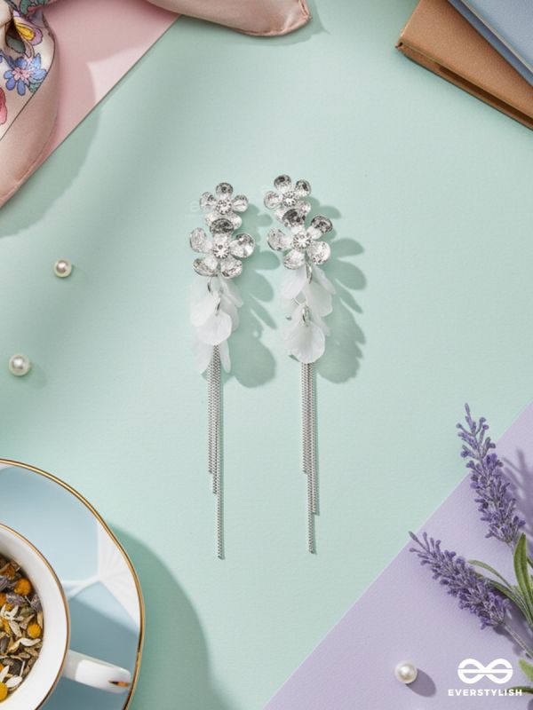 CELESTIAL CASCADE – SILVER FLORAL DROP EARRINGS