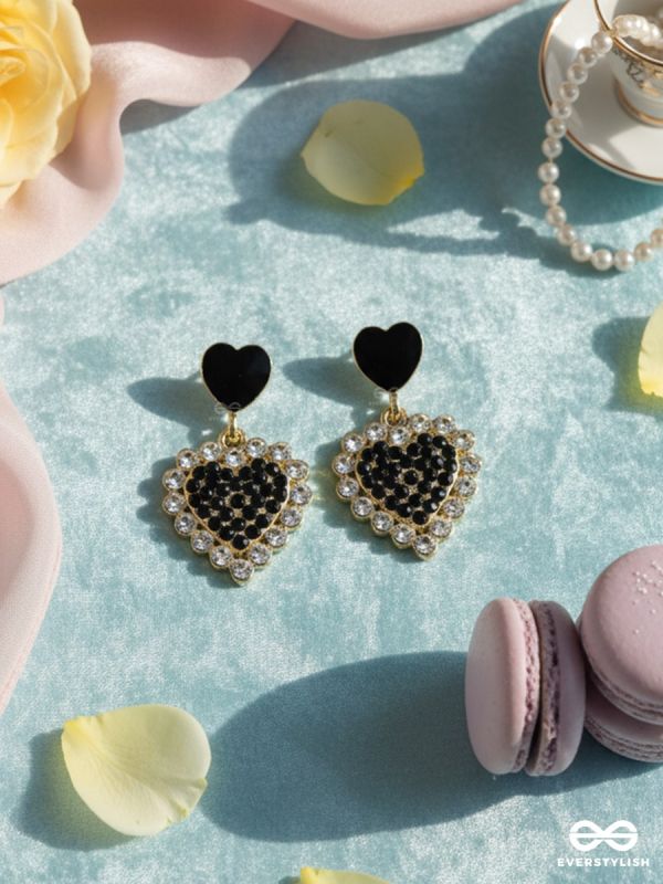 HEART OF NIGHT – CRYSTAL DROP EARRINGS