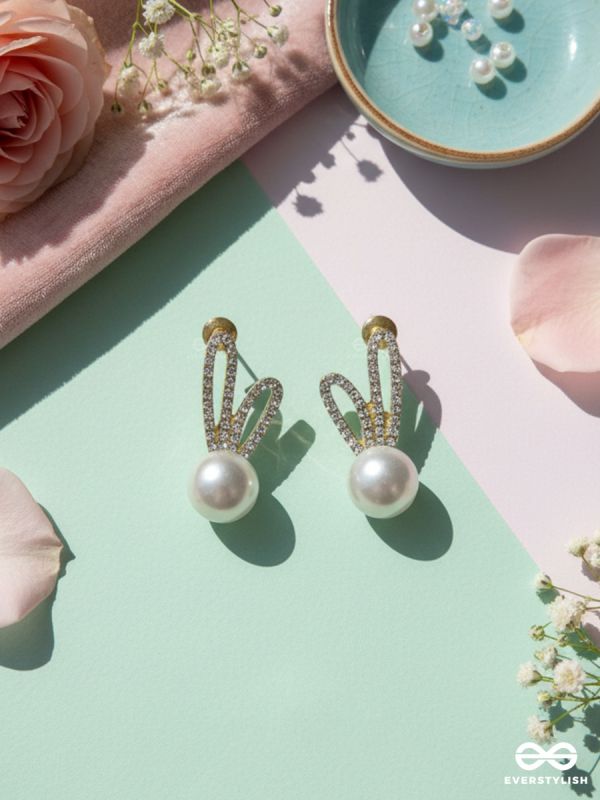 BUNNY BLING – PEARL DROP EARRINGS