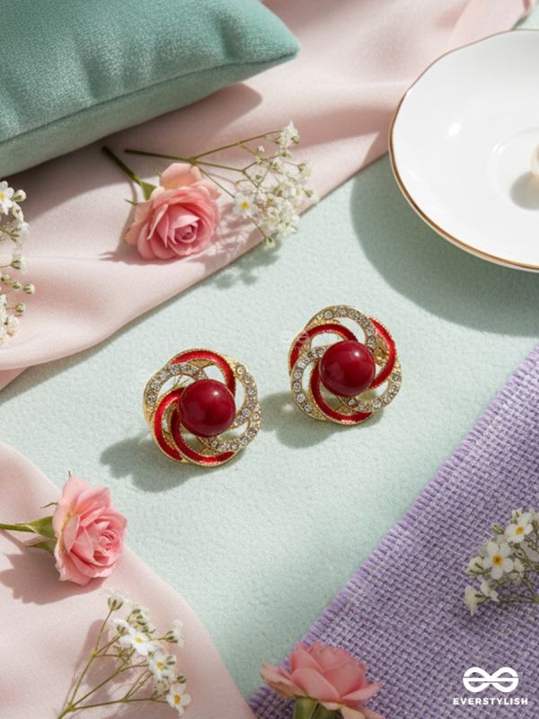 SCARLET REGENT – SWIRL STUD EARRINGS