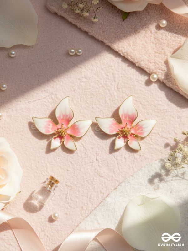 BLUSH ORCHID – FLORAL STUD EARRINGS