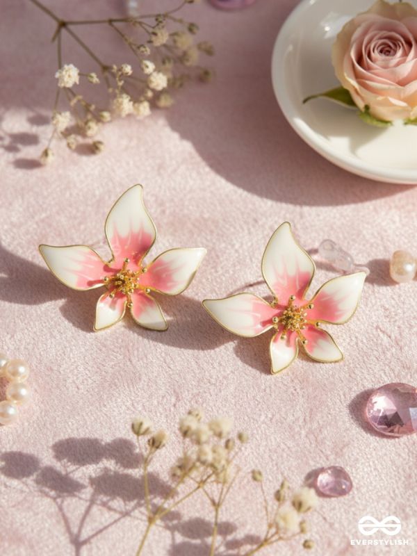 BLUSH ORCHID – FLORAL STUD EARRINGS
