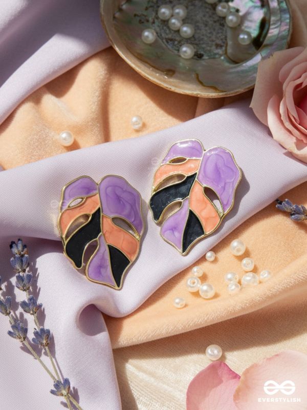 MOSAIC PETAL – VIOLET ART EARRINGS