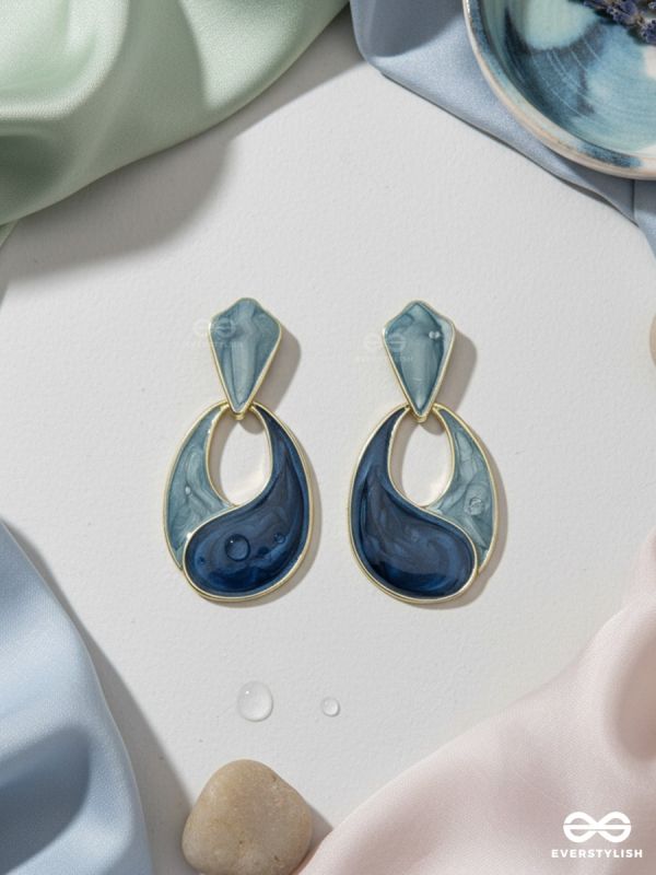 INDIGO FLOW – STATEMENT DROP EARRINGS