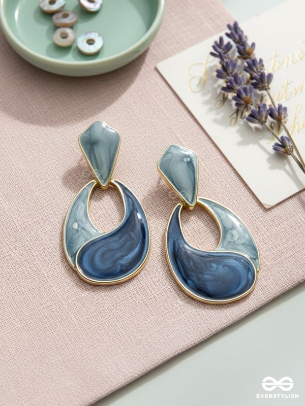 INDIGO FLOW – STATEMENT DROP EARRINGS