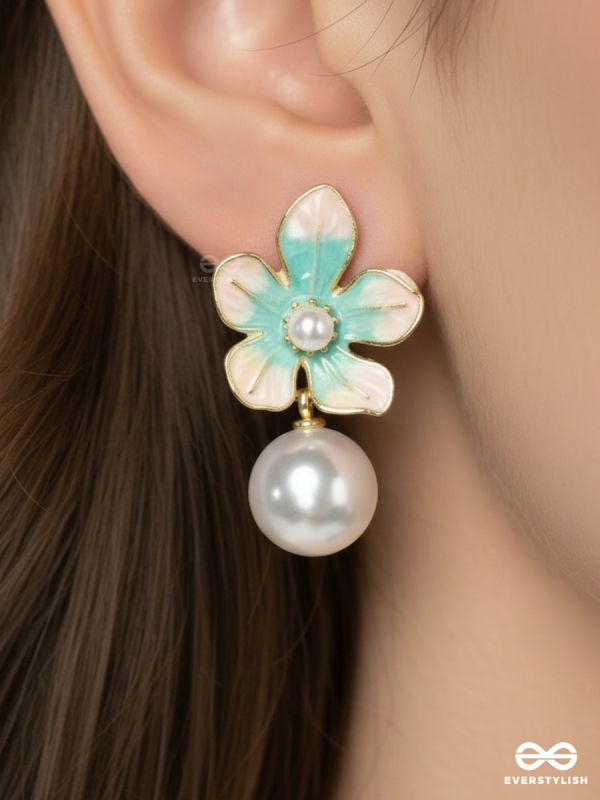 PEARL MEADOW – AQUA FLORAL DROPS