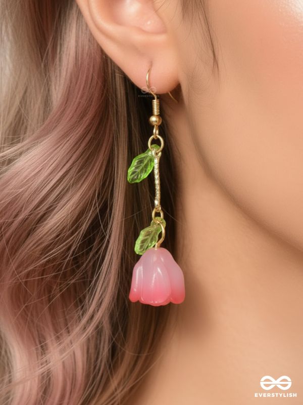 BLUSH BLOOM – FLORAL DANGLE EARRINGS