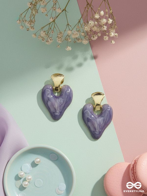 MARBLE CRUSH – LILAC HEART DROP EARRINGS
